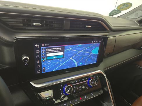 Certified 2025 GMC Sierra 1500 Denali Ultimate image 20