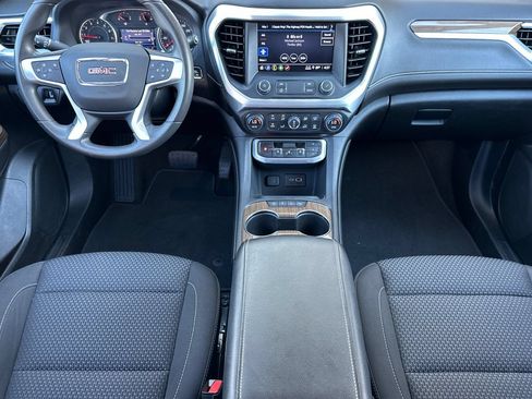 Used 2022 GMC Acadia SLE FWD image 14
