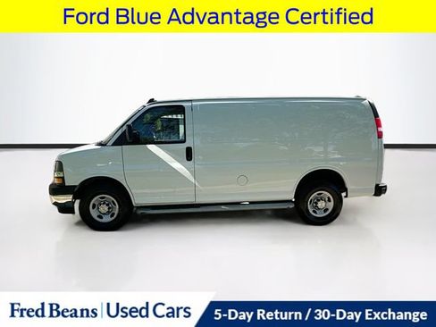 Used 2024 Chevrolet Express 2500 w/ Driver Convenience Package RWD image 5