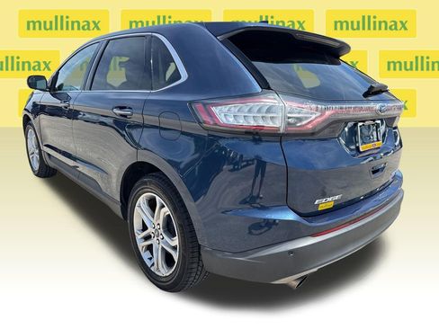 Used 2017 Ford Edge Titanium FWD image 8