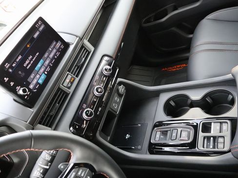 Certified 2025 Honda Pilot TrailSport image 20