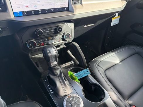 New 2026 Ford Bronco Outer Banks w/ Sasquatch Package AWD/4WD image 22