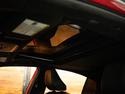 Used 2025 Toyota Camry SE w/ Convenience Package image 25