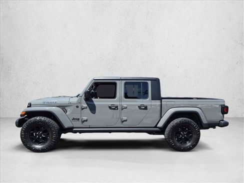 Used 2021 Jeep Gladiator Sport AWD/4WD image 9