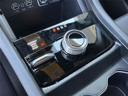 New 2025 Jeep Grand Cherokee L Limited w/ Black Appearance Package image 34