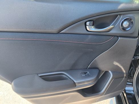 Used 2019 Honda Civic Type R image 14