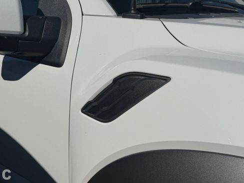 Used 2019 Ford F150 Raptor w/ Equipment Group 802A Luxury AWD/4WD image 7