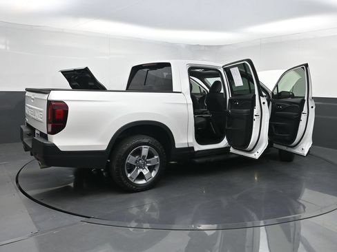 Used 2025 Honda Ridgeline RTL image 38