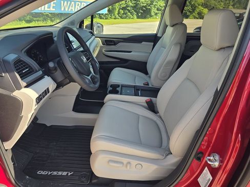 New 2027 Honda Odyssey EX-L image 13