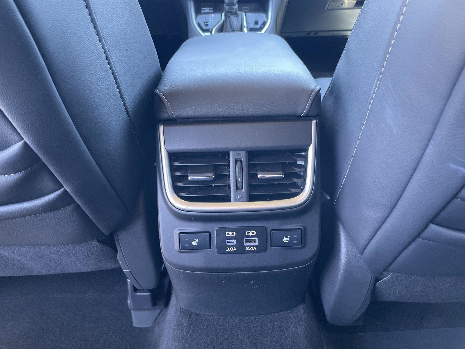 Used 2024 Subaru Outback Limited AWD/4WD image 19