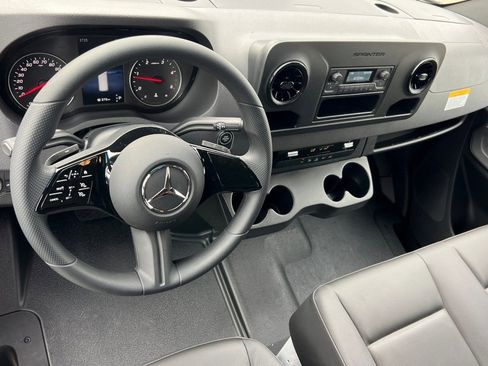 New 2026 Mercedes-Benz Sprinter 2500 image 3