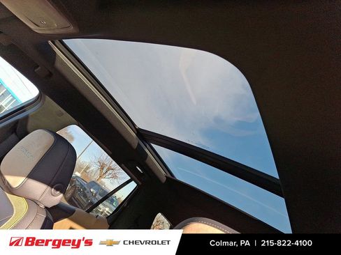 New 2026 Chevrolet Equinox ACTIV w/ Convenience Package III AWD/4WD image 11