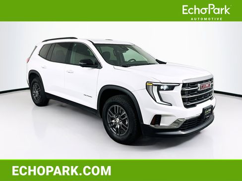 Used 2025 GMC Acadia Elevation image 1