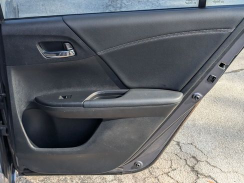 Used 2014 Honda Accord EX image 13