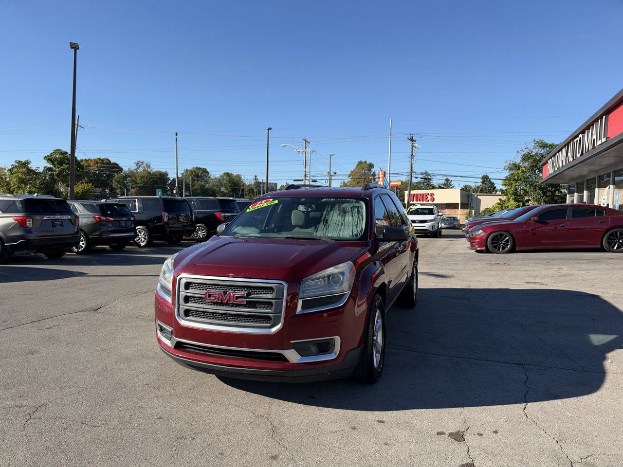 Used 2015 GMC Acadia SLE FWD image 7