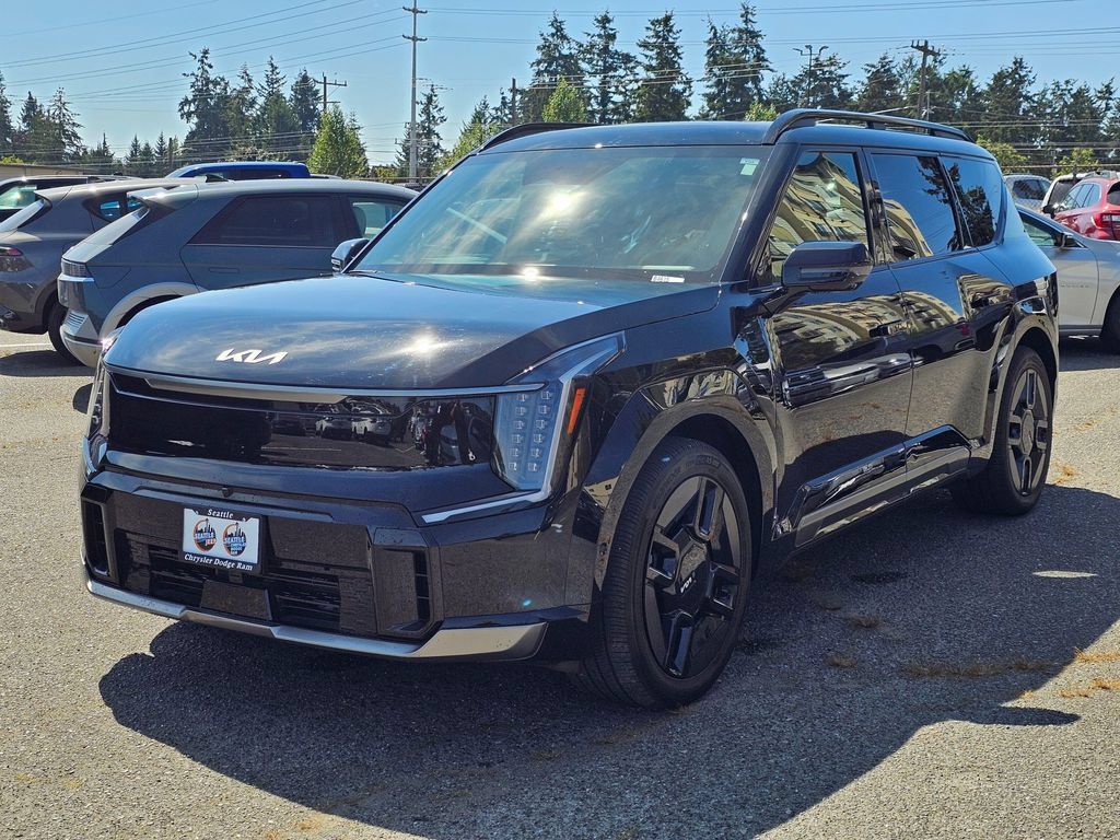 Used 2024 Kia EV9 GT-Line AWD/4WD image 3