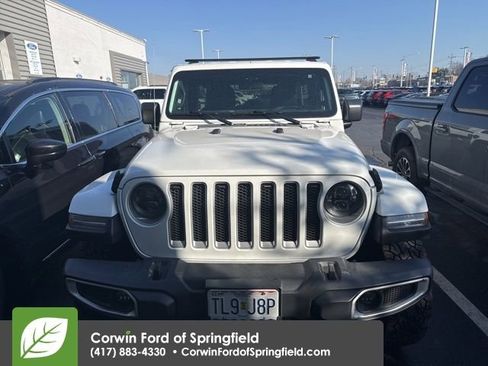 Used 2019 Jeep Wrangler Unlimited Sahara w/ Cold Weather Group image 2