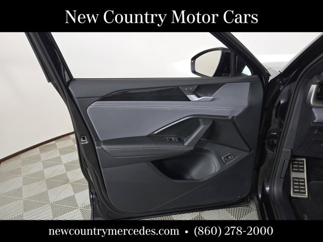 Used 2025 Volkswagen Tiguan SE R-Line AWD/4WD image 17