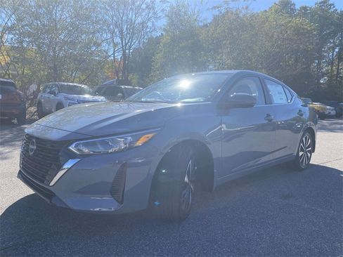 New 2025 Nissan Sentra SV w/ SV Premium Package image 5