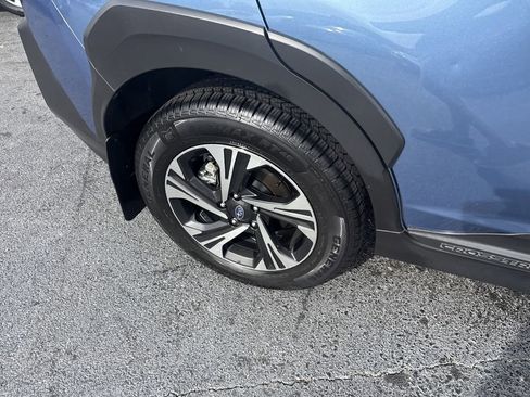 Used 2024 Subaru Crosstrek 2.0i Premium image 23