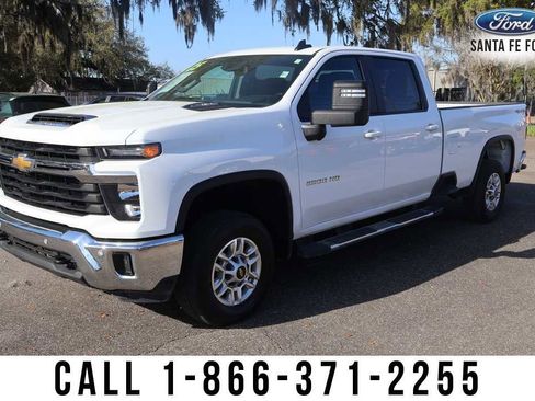 Used 2025 Chevrolet Silverado 2500 LT w/ Safety Package image 2