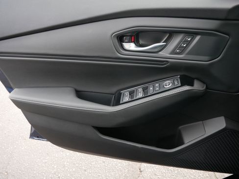 Certified 2025 Honda Accord Touring image 28