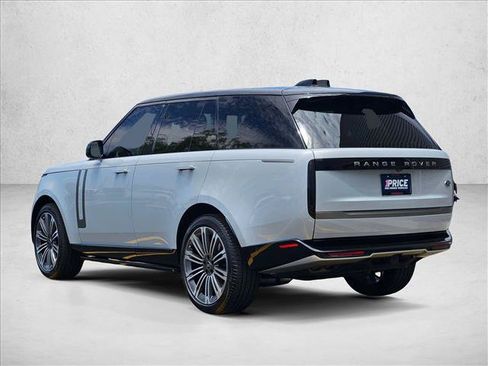 Used 2023 Land Rover Range Rover SE AWD/4WD image 8