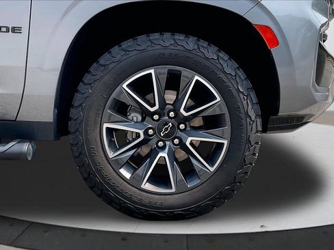 Used 2022 Chevrolet Tahoe Z71 AWD/4WD image 36