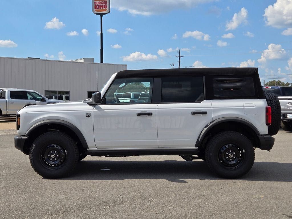 New 2026 Ford Bronco Big Bend w/ Black Diamond Package AWD/4WD image 2