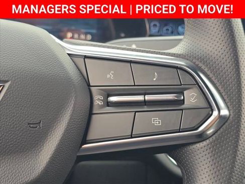 New 2026 Chevrolet Equinox EV LT image 25