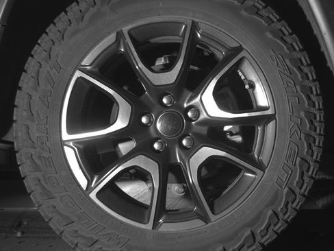 Used 2025 Jeep Compass Trailhawk image 15