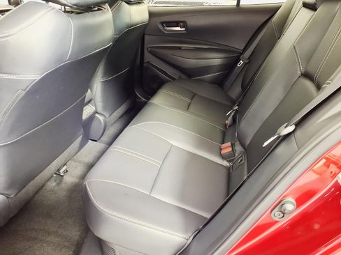 Used 2024 Toyota Corolla XLE FWD image 9