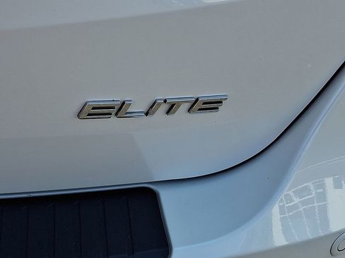 Used 2022 Honda Odyssey Elite image 37