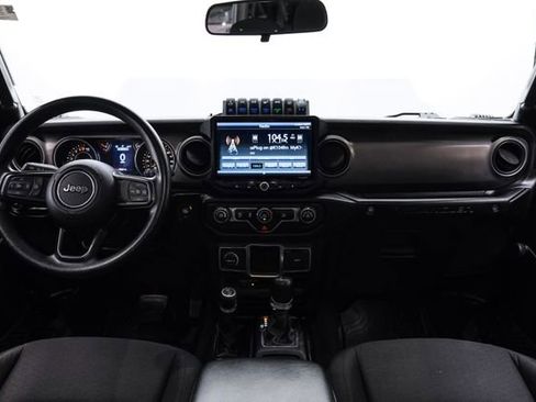 Used 2021 Jeep Wrangler Unlimited Sport image 16