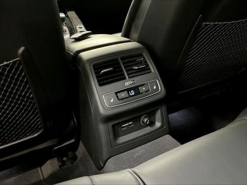 Used 2023 Audi S4 Prestige w/ Prestige Package image 35