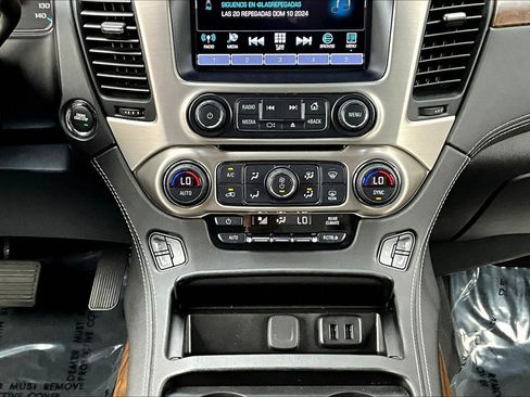 Used 2019 GMC Yukon Denali w/ Open Road Package image 32