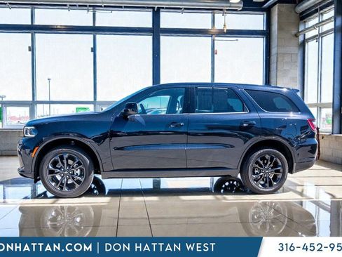 Used 2025 Dodge Durango GT AWD/4WD image 2