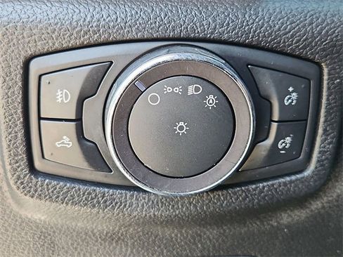 Used 2019 Ford F150 Platinum image 18