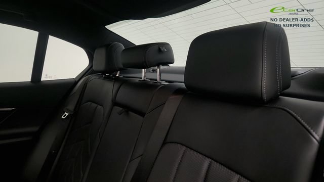 Used 2024 BMW i5 eDrive40i w/ M Sport Package RWD image 45