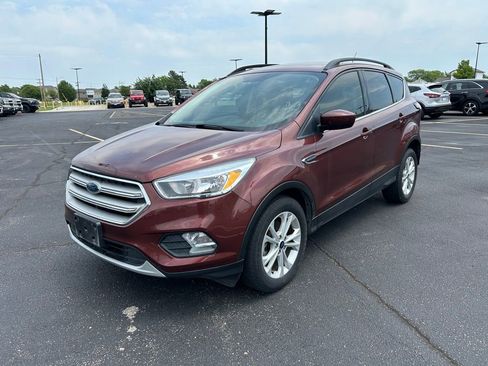 Used 2018 Ford Escape SE FWD image 5