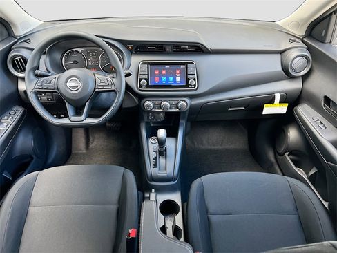 New 2025 Nissan Kicks Play S image 21
