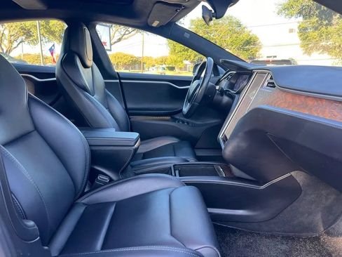 Used 2018 Tesla Model S 100D AWD/4WD image 25