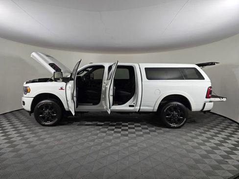 Used 2024 RAM 2500 Limited image 16