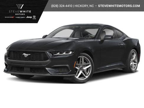 Used 2024 Ford Mustang Coupe RWD image 1