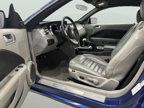 Used 2008 Ford Mustang GT image 11