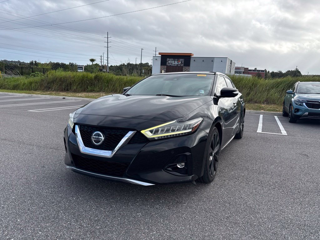 Used 2020 Nissan Maxima SR w/ Sport Mat Group FWD image 5