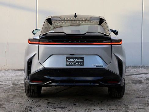 New 2026 Lexus RZ 450e image 7