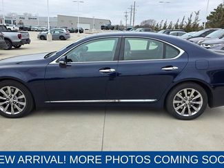 Used 2011 Lexus LS 460 AWD video 2