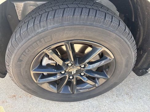 Used 2019 Dodge Journey SE w/ Blacktop Package FWD image 10