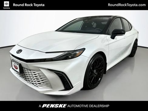 Used 2026 Toyota Camry XSE FWD image 1